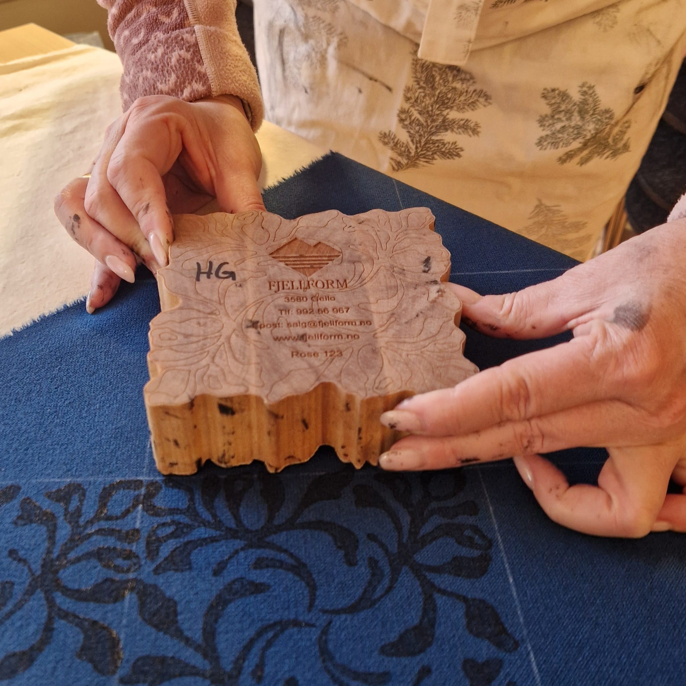 Trykkty - blokktrykk på ullstoff