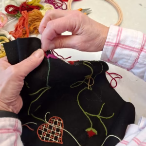 Innføring broderi bunad