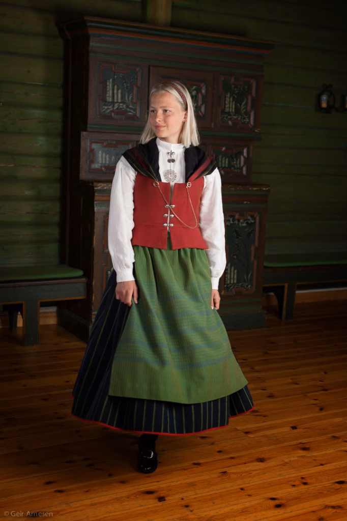 Askerbunad Dame Høst 26